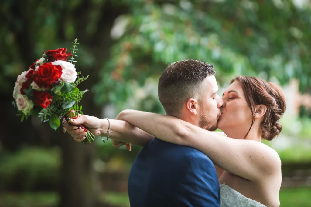 shooting couple mariés